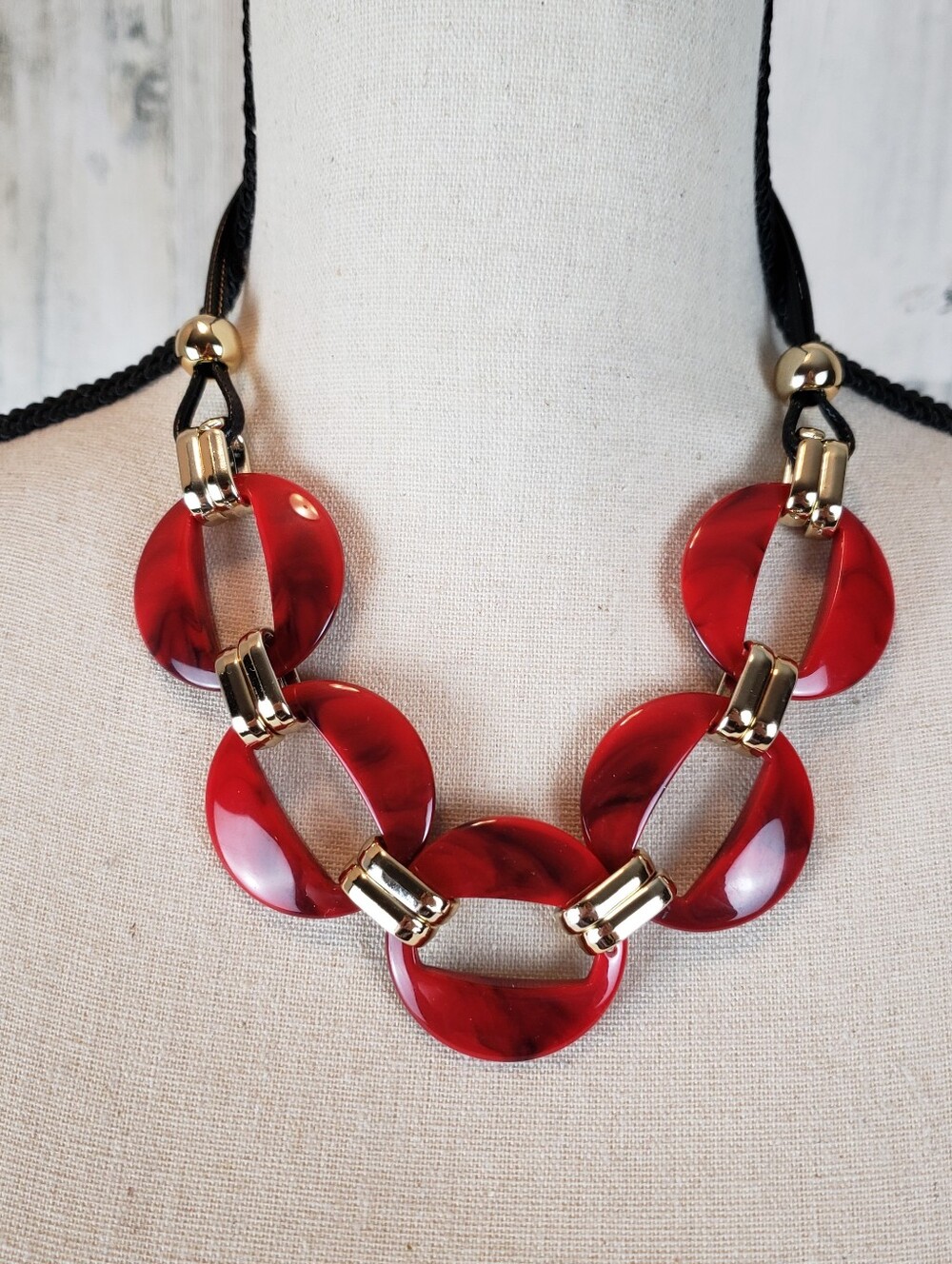 Red Acrylic Statement Circle Link Necklace